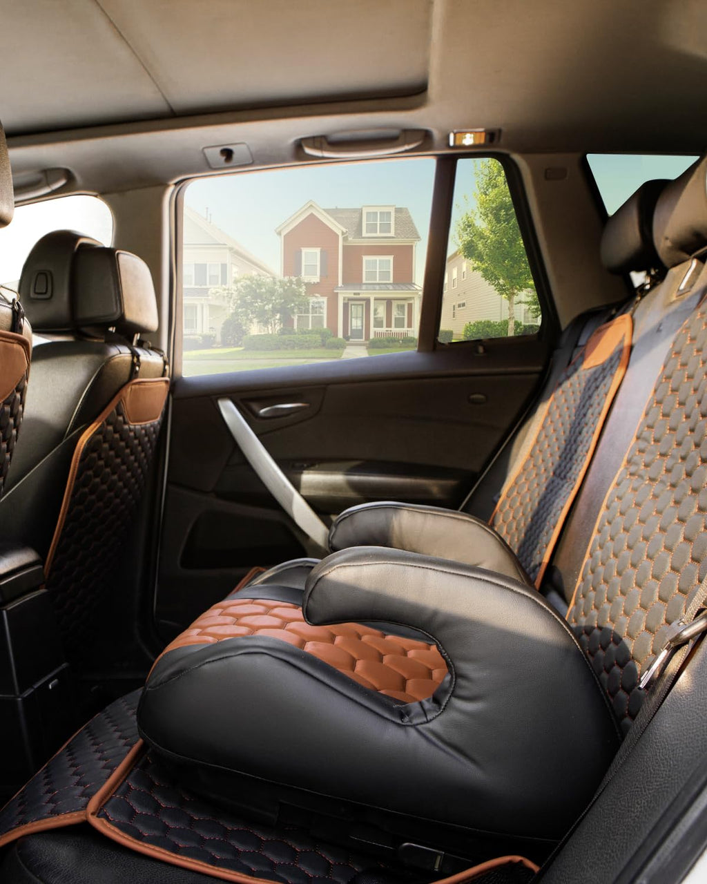 Black-Brown Backless Booster, Waterproof Seat Protector & Backseat Organizer Q1649